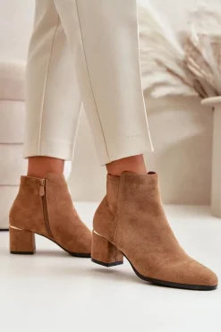 Eko Zamszowe Botki Na Słupku Zapinane Na Zamek Camel Sairis