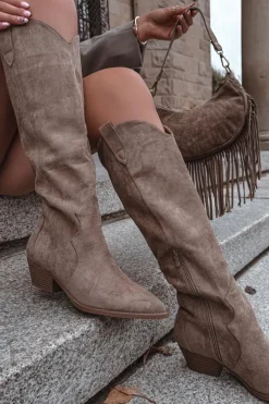 Eko Zamszowe Kozaki Kowbojki Damskie Na Obcasie Beżowe Jenaya