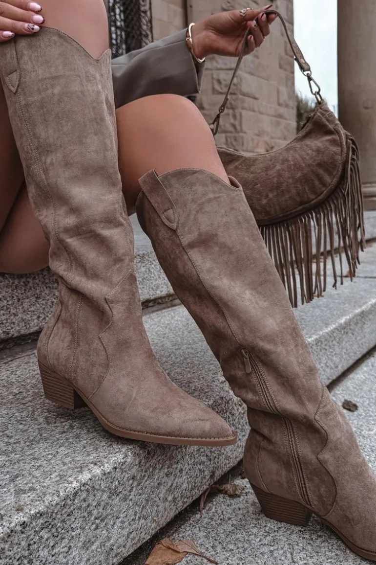 Eko Zamszowe Kozaki Kowbojki Damskie Na Obcasie Beżowe Jenaya