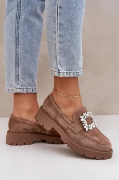 Eko Zamszowe Mokasyny Damskie Z Ozdobną Broszką Ciemnobeżowe Valiana