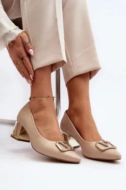Eleganckie Czółenka Z Ozdobą Laura Messi 2740 Beżowe