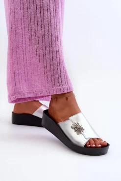 Eleganckie Klapki Damskie Z Ozdobą Skóra Naturalna S.Barski KV27-015 Srebrne