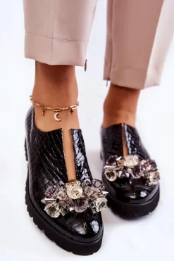 Eleganckie Lakierowane Półbuty Z Ozdobą Krokodyl Czarne Cindy