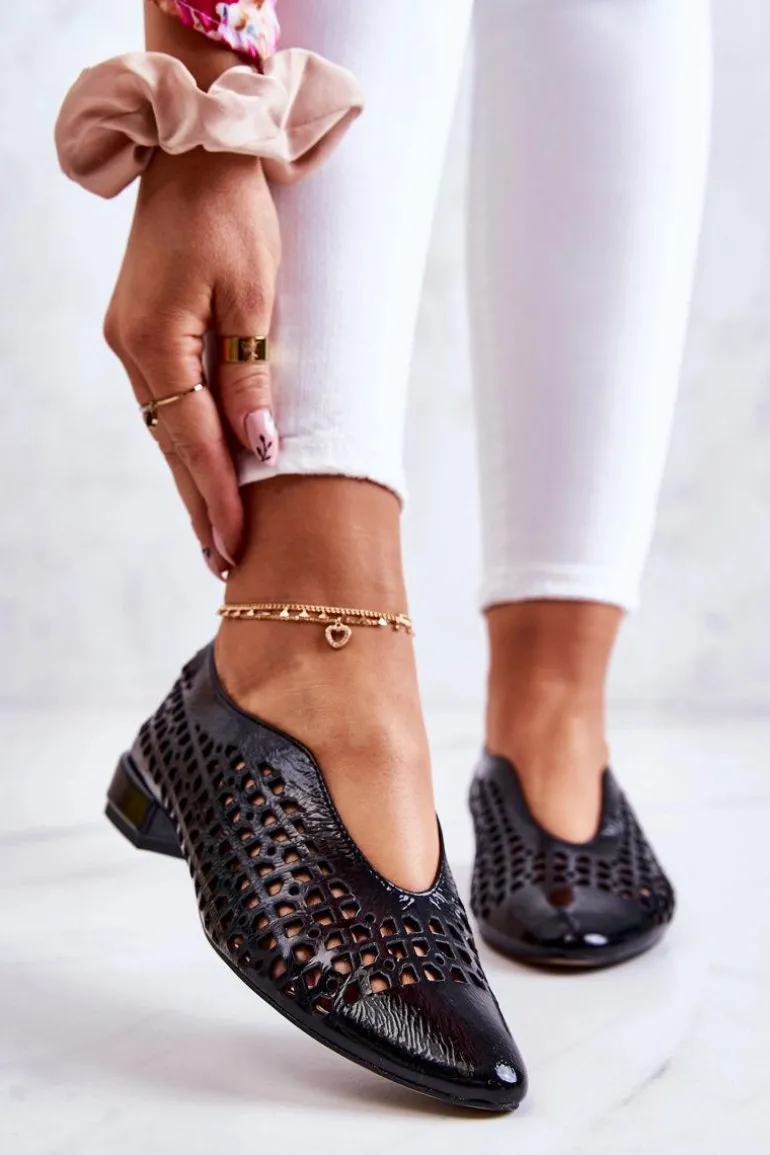 Eleganckie Lakierowane Skórzane Półbuty Ażurowe Czarne Ismena