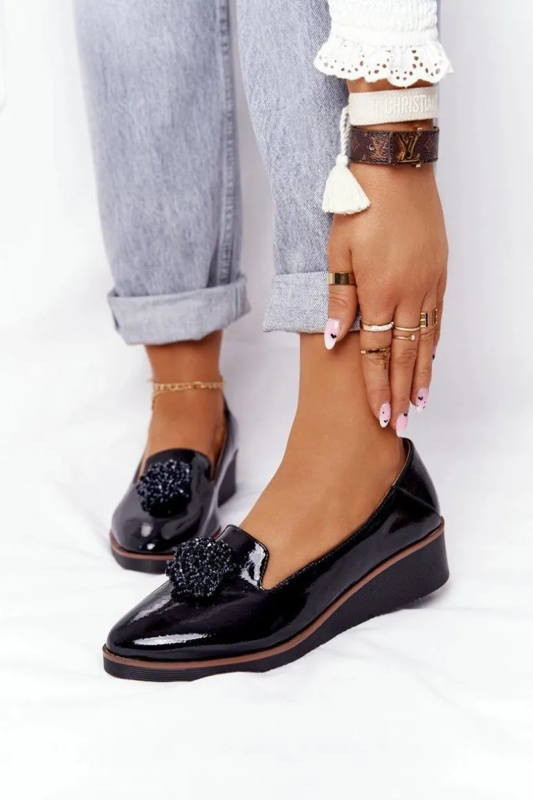 Eleganckie Półbuty Na Koturnie Vinceza 10580 Lakierowane Czarne