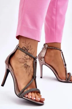 Eleganckie Sandałki Na Szpilce Z Dżetami Srebrne Jenesis