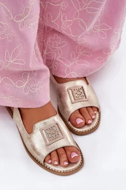 Eleganckie Sandały Damskie Na Płaskim Obcasie Z Ozdobą S.Barski KV51-082 Złote