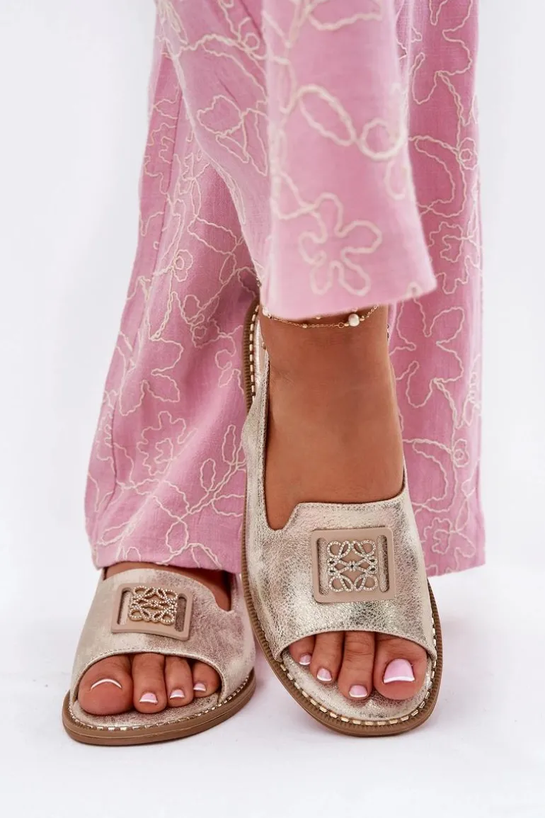 Eleganckie Sandały Damskie Na Płaskim Obcasie Z Ozdobą S.Barski KV51-082 Złote