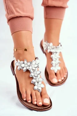 Eleganckie Sandały Z Kwiatkami Białe Sunny