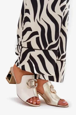 Eleganckie Skórzane Klapki Na Obcasie Laura Messi 2875 Beżowo-Złote