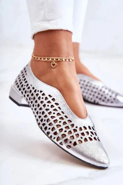 Eleganckie Skórzane Półbuty Ażurowe Srebrne Ismena
