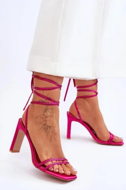 Eleganckie Wiązane Sandały Z Dżetami Fuksja Nessy