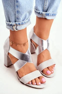 Eleganckie Wsuwane Sandały Na Słupku Szaro-Srebrne Varina