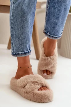 Futrzane Kapcie Damskie Na Grubej Podeszwie Beżowe Lavitera