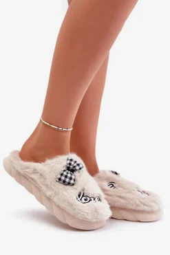 Futrzane Kapcie Damskie Z Naszywkami I Kokardką Jasnobeżowe Linnorelia