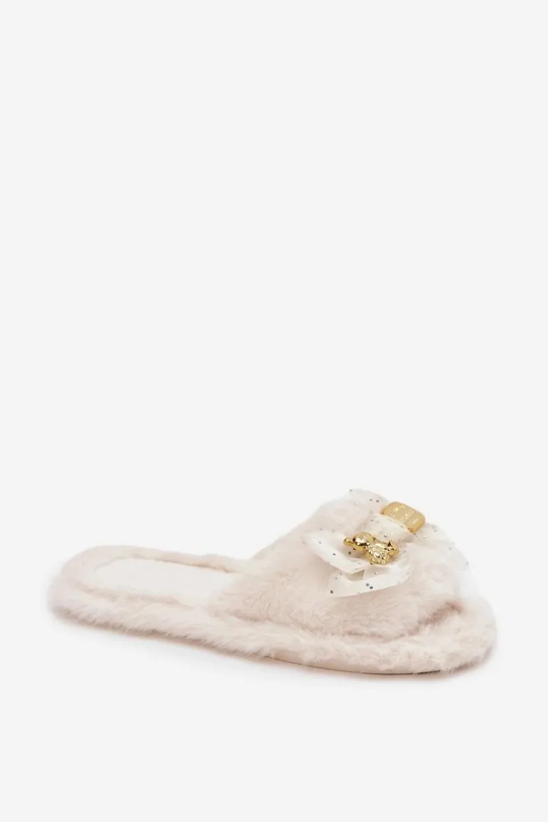 Futrzane Kapcie Damskie Z Kokardą I Złotą Ozdobą Jasnobeżowe Nolara