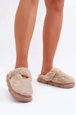 Futrzane Kapcie Z Małą Broszką Ciemnobeżowe Primaria