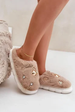 Futrzane Kapcie Z Przypinkami Ciemnobeżowe Ivelfedi