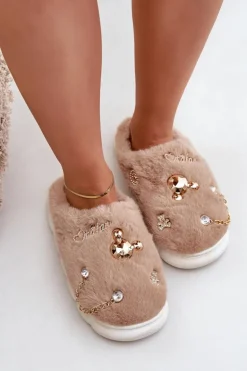 Futrzane Kapcie Z Przypinkami Ciemnobeżowe Ivelfedi