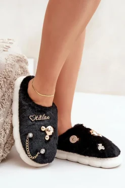 Futrzane Kapcie Z Przypinkami Czarne Ivelfedi