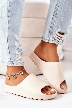 Gumowe Klapki Na Platformie Nude Squishy