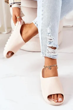 Gumowe Klapki Na Platformie Nude Squishy