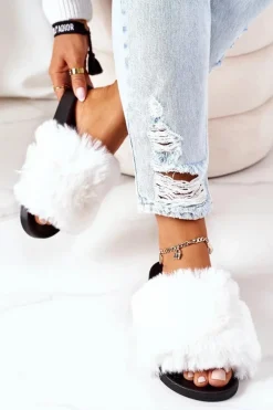 Gumowe Klapki Z Futerkiem Białe Soft