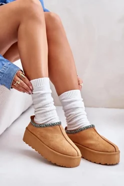 Kapcie Damskie Na Platformie Z Haftem Camel Neroma