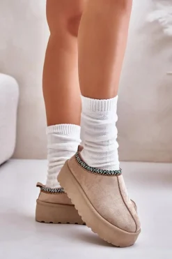 Kapcie Damskie Na Platformie Z Haftem Beżowe Neroma