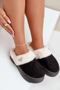 Kapcie Damskie Z Futerkiem I Ozdobnym Sercem Czarne Otielo
