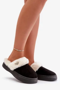 Kapcie Damskie Z Futerkiem I Ozdobnym Sercem Czarne Otielo