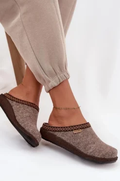 Kapcie Damskie Z Haftem Inblu NL000009 Ciemnobeżowe