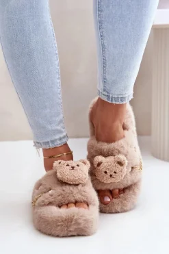 Kapcie Futrzane Damskie Z Misiem I Ozdobnymi Elementami Beżowe Innalise