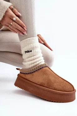 Kapcie Na Grubej Podeszwie Z Eko Zamszu Camel Sylva