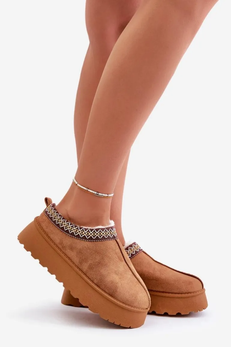 Kapcie Śniegowce Na Platformie Z Haftem Camel Tamilda