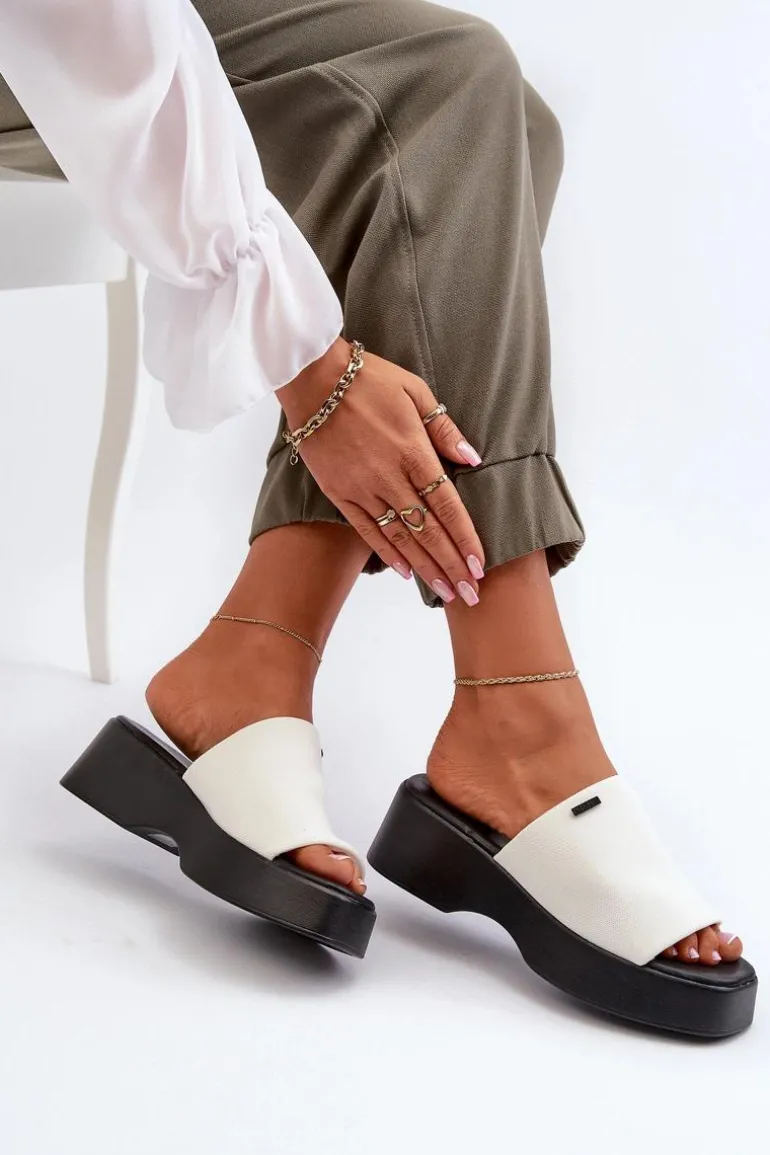 Klapki Damskie Big Star NN274022 Białe