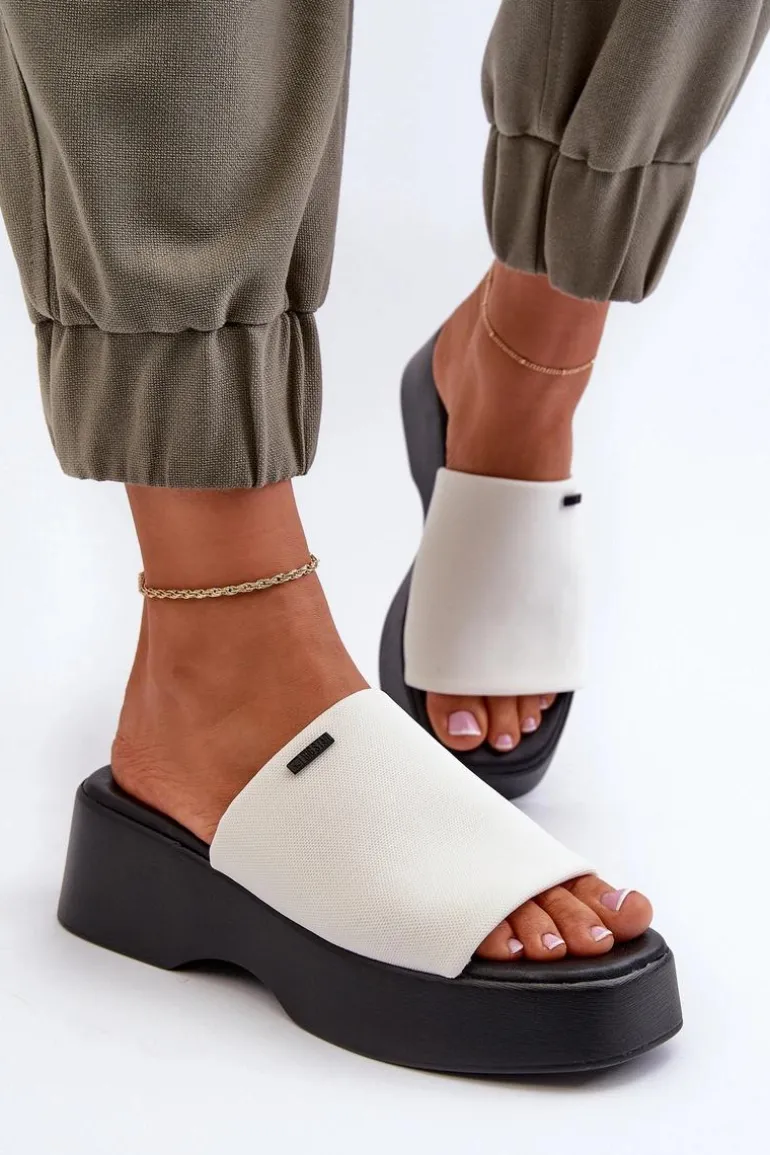 Klapki Damskie Big Star NN274022 Białe