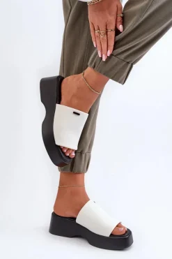 Klapki Damskie Big Star NN274022 Białe