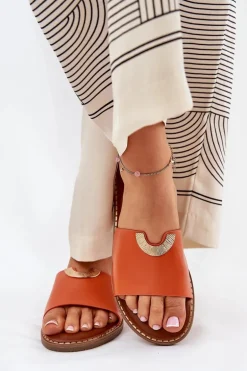 Klapki Damskie Eko Skórzane Z Ozdobnymi Detalami Pomarańczowe Mevith