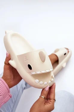 Klapki Damskie Lekkie Piankowe Z Motywem Rekina Beżowe Kasila