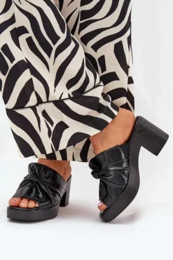 Klapki Damskie Na Słupku Z Eko Skóry Czarne Kikilla