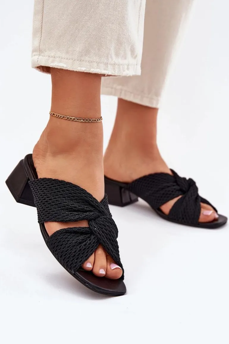 Klapki Damskie Na Klocku Maciejka 06955-01 Czarne