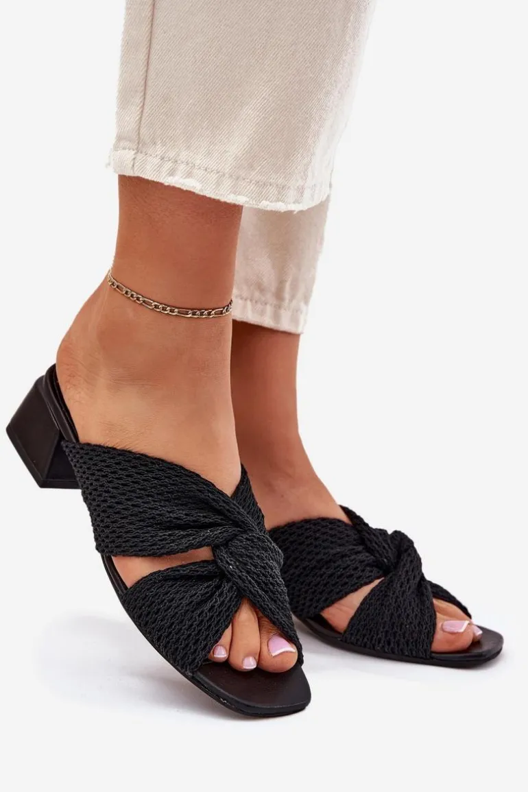 Klapki Damskie Na Klocku Maciejka 06955-01 Czarne