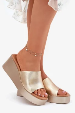 Klapki Damskie Na Koturnie Eko Skórzane Złote Obenae