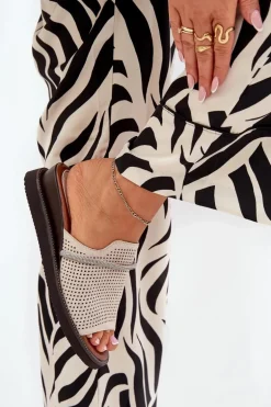 Klapki Damskie Na Koturnie Z Ozdobnym Paseczkiem Beżowe Teriwes