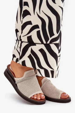 Klapki Damskie Na Koturnie Z Ozdobnym Paseczkiem Beżowe Teriwes