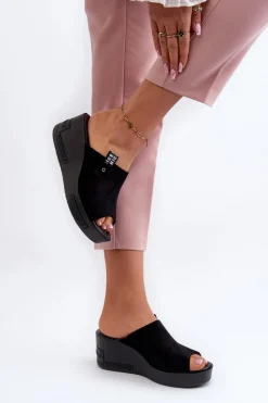 Klapki Damskie Na Koturnie Czarne Vleni