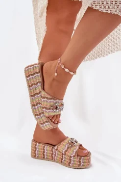 Klapki Damskie Na Koturnie Z Plecionką I Ozdobą Multikolor Isolene