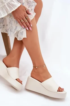 Klapki Damskie Na Koturnie Eko Skórzane Jasnobeżowe Obenae