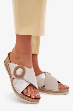 Klapki Damskie Na Koturnie Z Ozdobną Klamrą Inblu RV000012 Jasnobeżowe